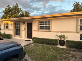 17401 NW 41st Ave in Miami Gardens, FL - Building Photo - Building Photo