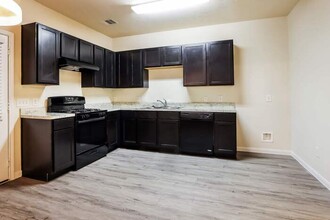 12362 Roy Mix Bohn Lane in Houston, TX - Foto de edificio - Building Photo