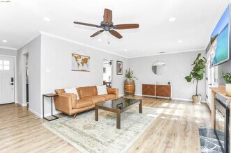 2419 Erie Dr in Concord, CA - Building Photo - Building Photo