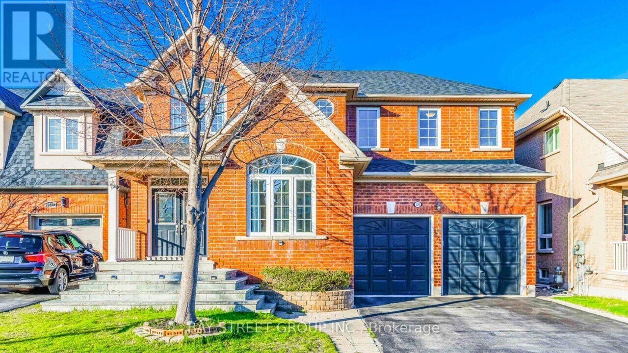 2292 Blue Oak Cir in Oakville, ON - Building Photo