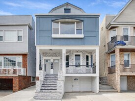 20 W 49th St, Unit 2 in Bayonne, NJ - Building Photo