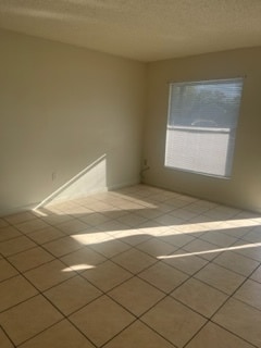 662 Deltona Blvd in Deltona, FL - Building Photo - Building Photo