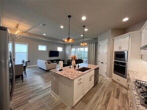 12149 SW 33rd Pl in Gainesville, FL - Building Photo - Building Photo