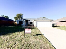 4505 Bluestem Ln in Killeen, TX - Building Photo