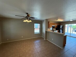 14617 Hyson Crossing in Pflugerville, TX - Building Photo - Building Photo