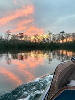 21560 Quaker Rd in Windsor, VA - Building Photo