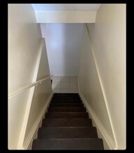 34 Macmillan Av in Whitby, ON - Building Photo - Building Photo