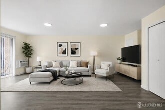 400 Cranbury Rd in East Brunswick, NJ - Building Photo - Building Photo