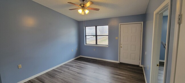 905 S 4th St in Horseshoe Bend, AR - Building Photo - Building Photo