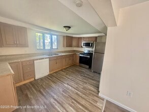 154 S Sumner Ave in Scranton, PA - Building Photo - Building Photo