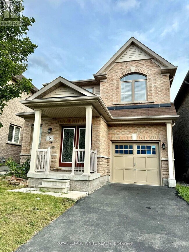 5 Holroyd St in Ajax, ON - Building Photo - Building Photo