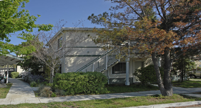 2160-2174 Oak St in Livermore, CA - Foto de edificio - Building Photo