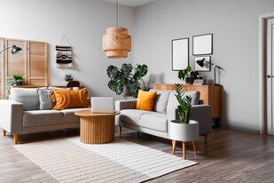 Summit View Apartments in Atlanta, GA - Building Photo