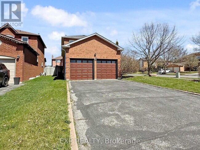 2 Old Colony Dr