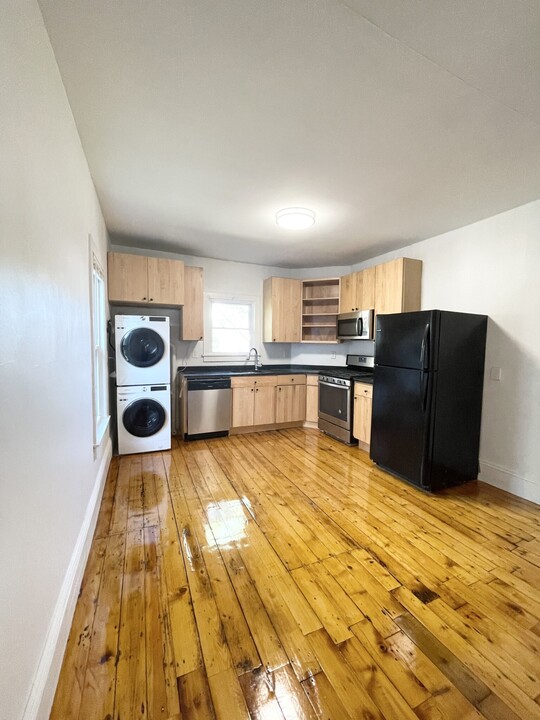 109 Summer St, Unit 3 in Somerville, MA - Foto de edificio