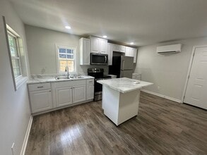 225 Long St in Talladega, AL - Building Photo - Building Photo
