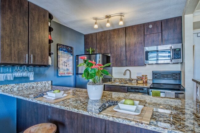 1801 Arapahoe St-Unit -912 in Denver, CO - Building Photo - Building Photo