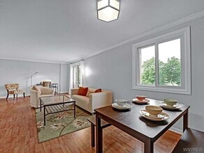 205 Charter Oaks Dr, Unit 4 in Buffalo, NY - Building Photo - Building Photo