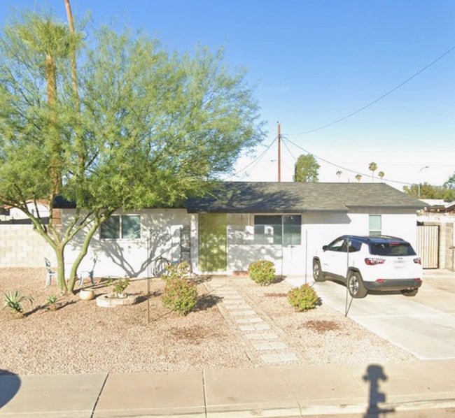 property at 518 S Mulberry