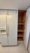 1351 NE Miami Gardens Dr in North Miami Beach, FL - Building Photo - Building Photo