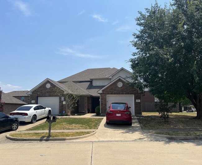 property at 611 W Walton Way