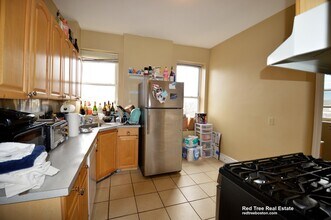 17 Highgate St, Unit 7 in Boston, MA - Building Photo - Building Photo