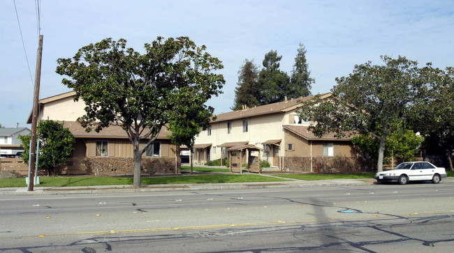 4549-4963 Central Ave in Fremont, CA - Building Photo - Building Photo