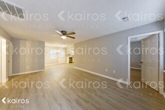 301 Beaver Pointe Dr in Winterville, GA - Foto de edificio - Building Photo