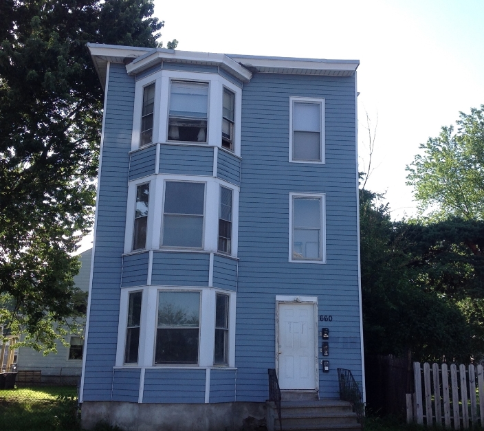 660 4th Ave in Troy, NY - Building Photo