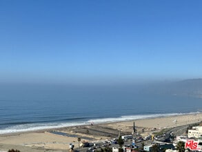 201 Ocean Ave in Santa Monica, CA - Building Photo - Building Photo