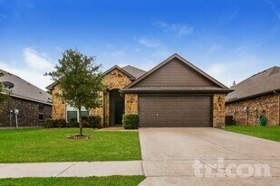 216 Range Rd in Waxahachie, TX - Building Photo