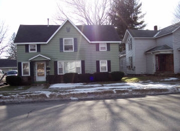 123 W Slosson in Reed City, MI - Building Photo