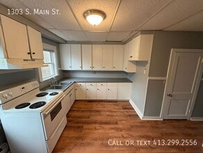 1303 S Main St in Palmer, MA - Building Photo - Building Photo