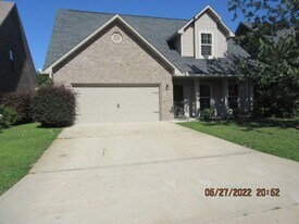 1949 Mooring Dr in Navarre, FL - Building Photo