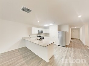 1130 Alloway Ave in Spring Hill, FL - Building Photo - Building Photo