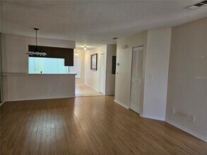 316 Kelsey Way in Sun City Center, FL - Building Photo - Building Photo