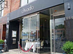 866 College St in Toronto, ON - Building Photo - Building Photo