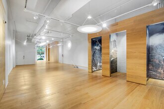 464 Broome St in New York, NY - Building Photo - Building Photo
