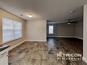 209 Oakpointe Dr in Lexington, SC - Building Photo - Building Photo