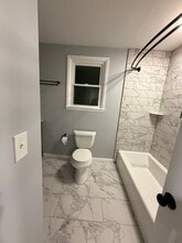 737 Harpeth Pky W in Nashville, TN - Foto de edificio - Building Photo