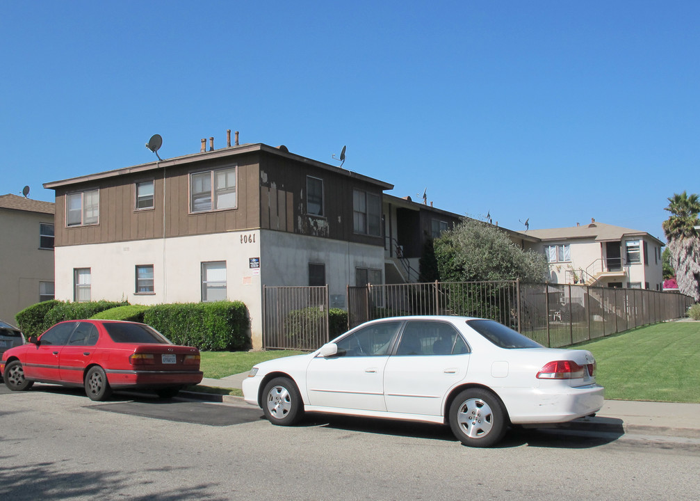 Wade Street Apartments in Los Angeles, CA - Foto de edificio