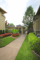 Foxglen Apartments