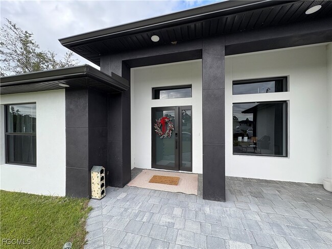 property at 2606 10th St SW