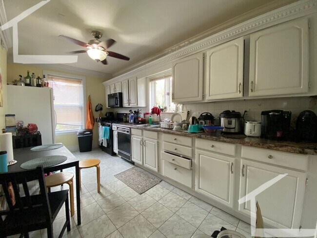 59 Riverdale St in Boston, MA - Building Photo - Building Photo