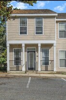 2400 Fred Smith Rd in Tallahassee, FL - Building Photo