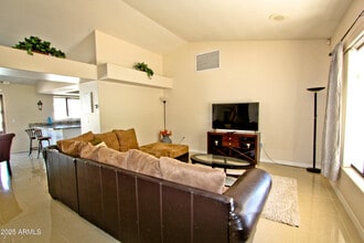 801 N Harris Dr in Mesa, AZ - Building Photo - Building Photo