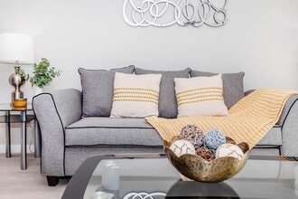 300 Dipping Ln in Houston, TX - Building Photo - Building Photo