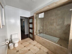 21549 CA-1 in Malibu, CA - Building Photo - Building Photo