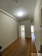 31 Claymoss Rd, Unit 4 in Boston, MA - Building Photo - Building Photo