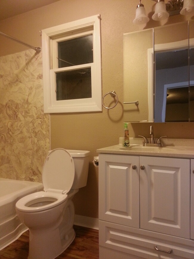 2654 N Foothill Road in Medford, OR - Building Photo - Building Photo